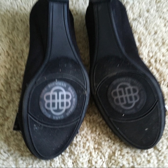 Shoes - Picture 3 of 3